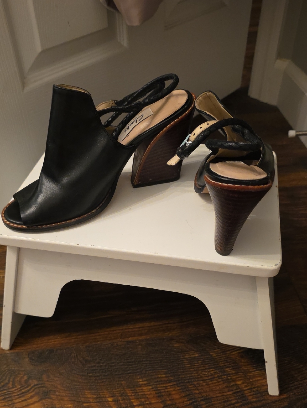 Clarks Black Leather Peep-Toe Slingback Sandals